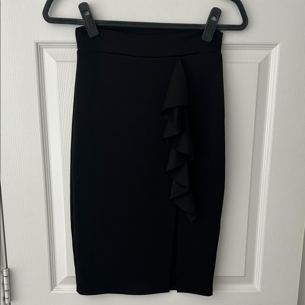 Elegant Black Ruffle Pencil Skirt